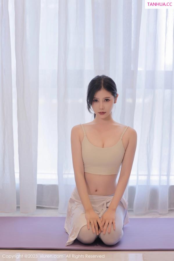 尹甜甜  [XiuRen]高清写真图 2023.08.28 No.7294 尹甜甜 瑜伽美腿第4张图片